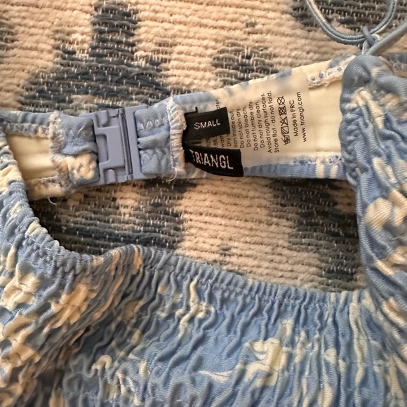 Triangl Inesa Bikini worn once - Picture 3 of 4